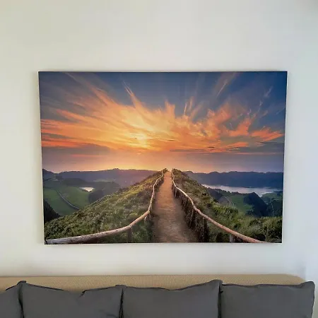 Jacky & Daniel's 1 *